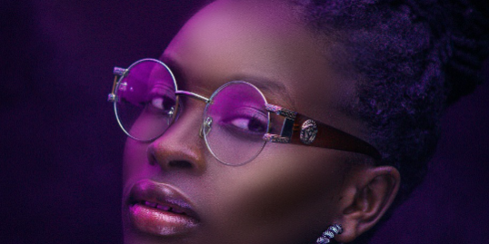 femme lunettes mode sur mesure